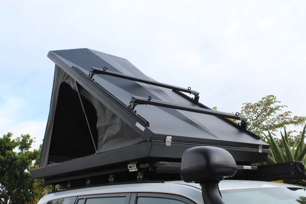 Eezi-Awn Blade Hard Shell 4x4 Roof Top Tent