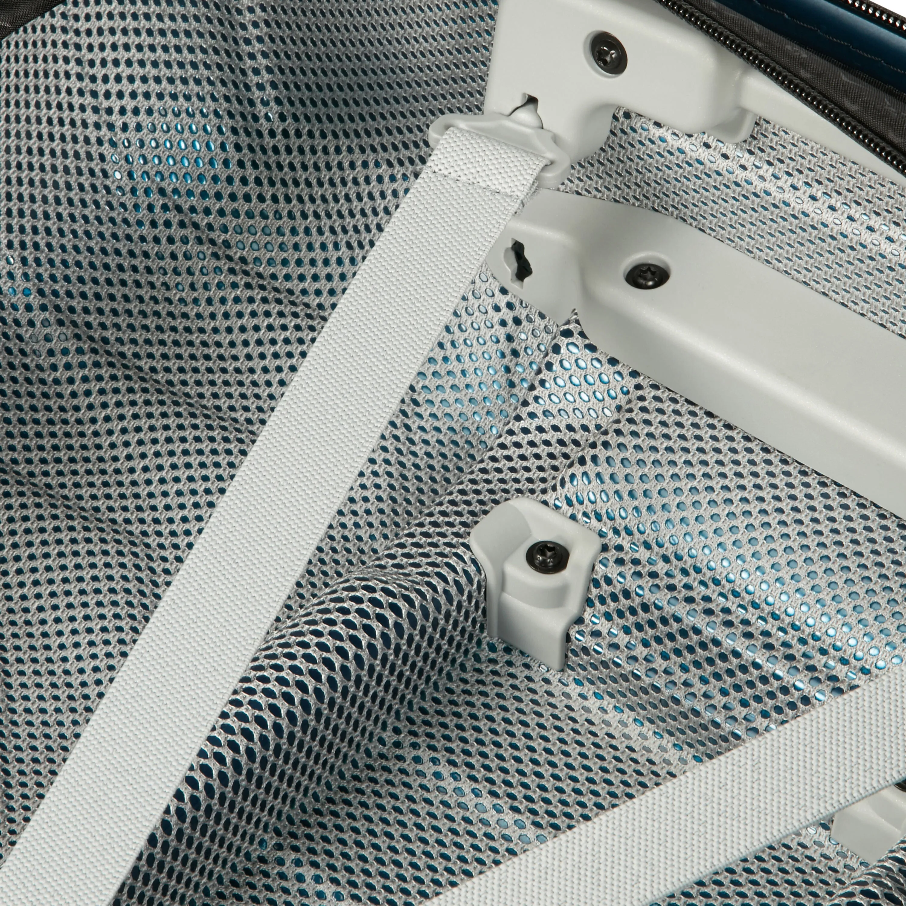 Proxis Hardside Medium Checked Luggage