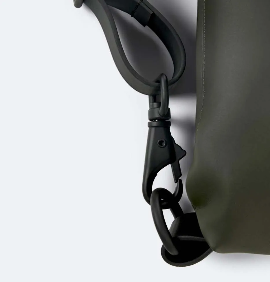 RAINS Sling Bag – Green