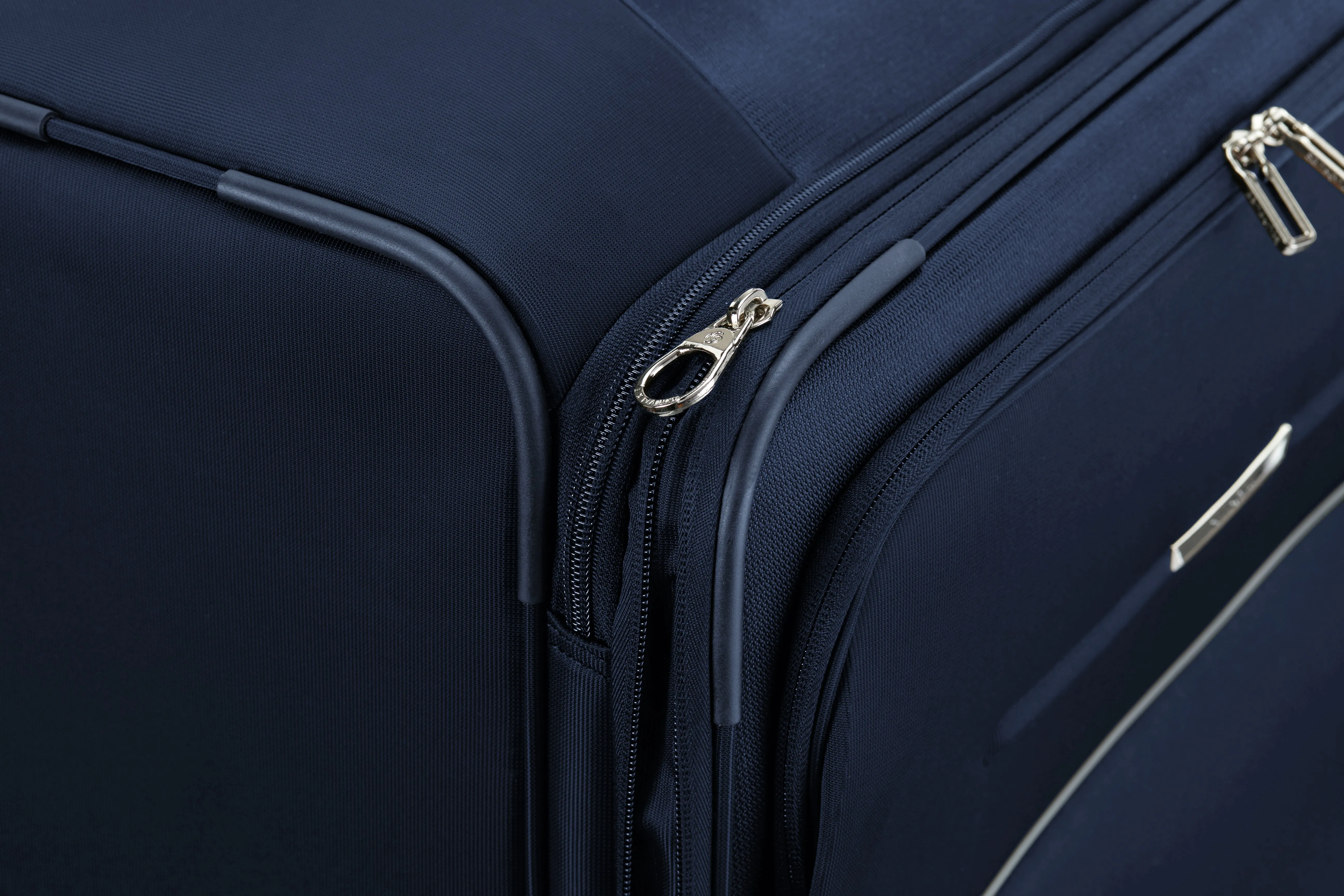 Samsonite - 78cm Large Exp B-Lite 5.0 Spinner - Navy