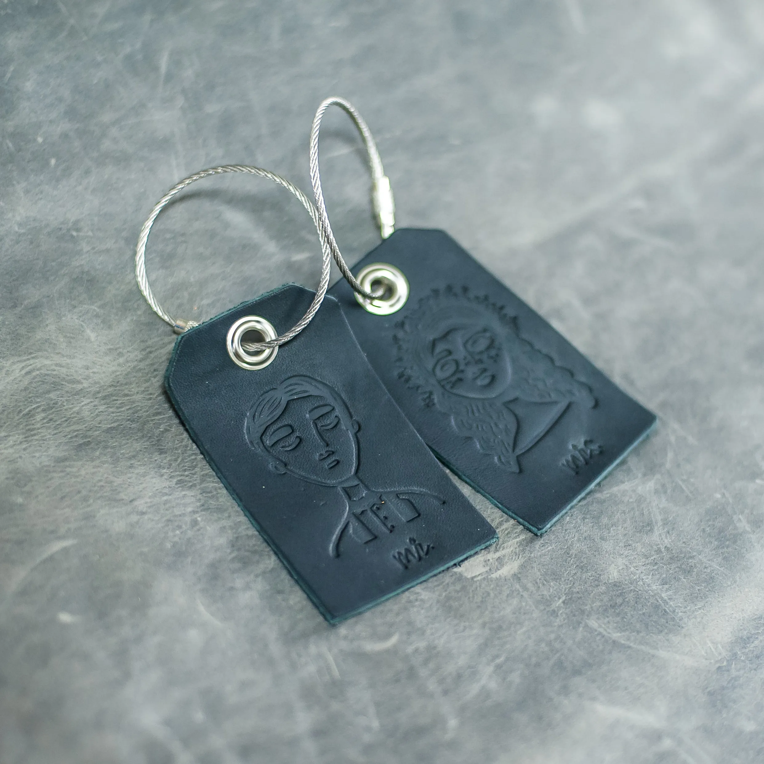 Weddings - Set of Mr. and Mrs. Design Stamped Leather Luggage Tags